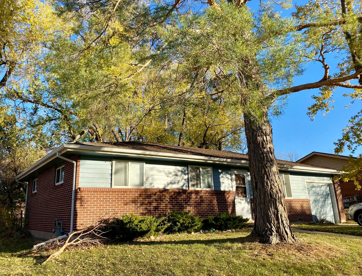 Boulder House: 860 37th Street
