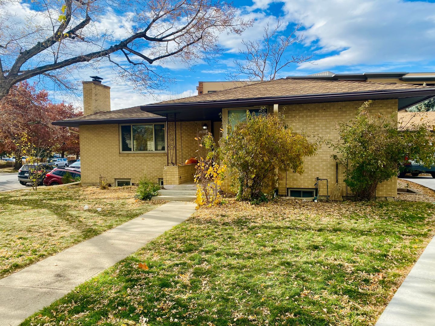 Boulder House: 2815 Pennsylvania Ave