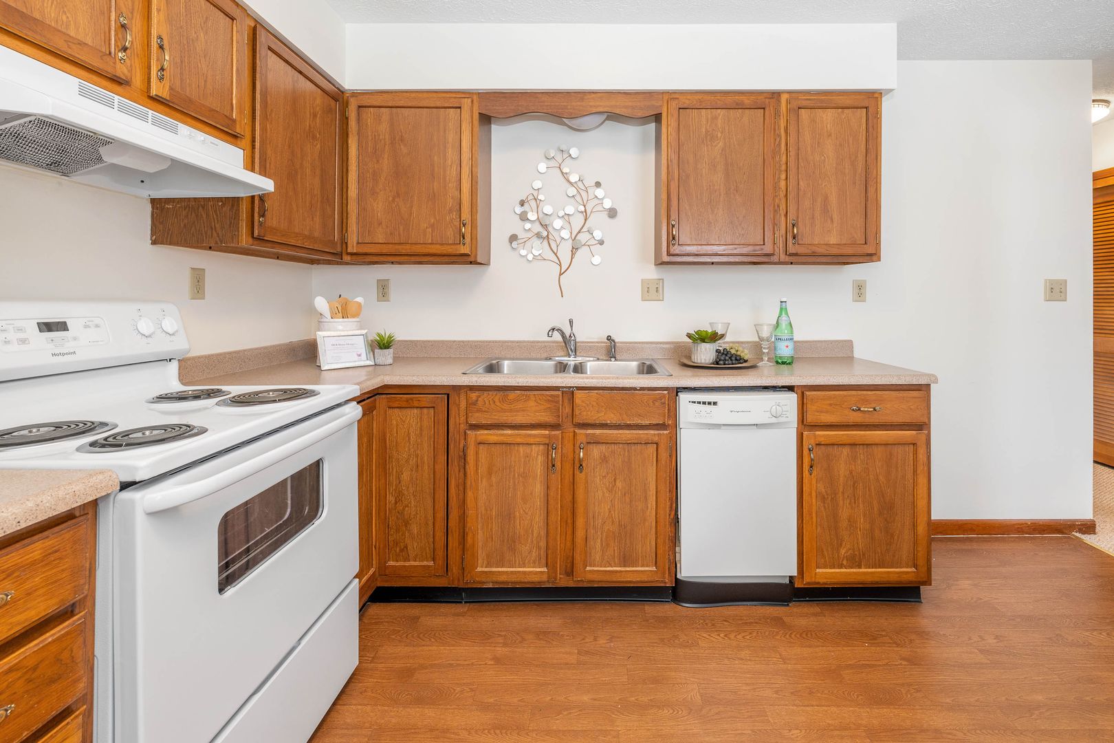 Plainfield Apartment: 1100 Holly Court