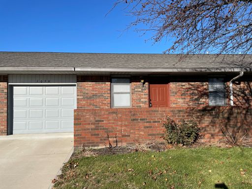 Spacious 2 bed 1 bath home! – photo 1