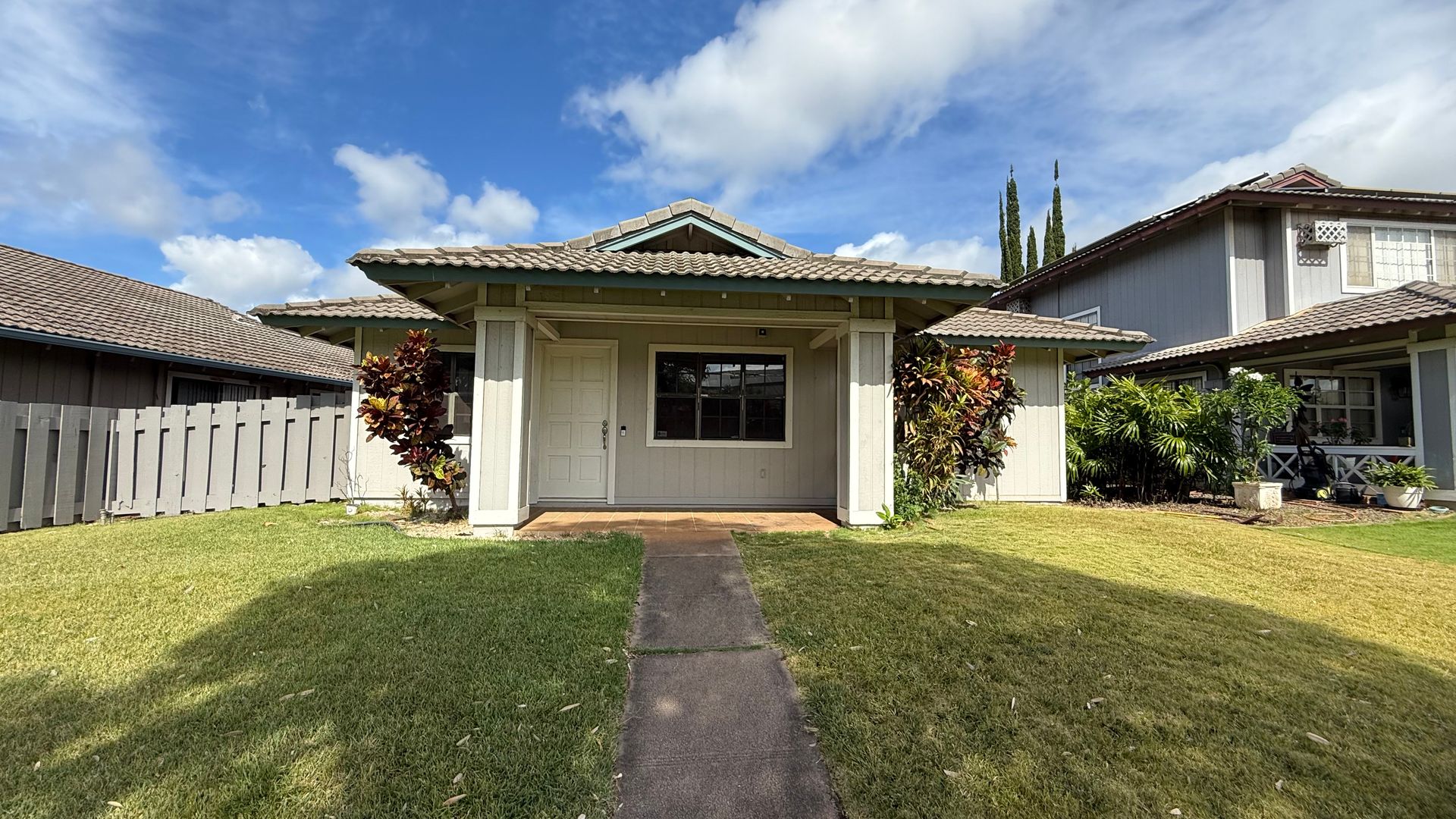 Kapolei House: 91-1010 Oaniani Street