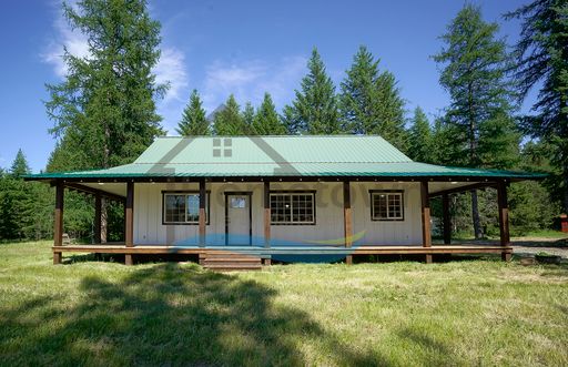 4 Bedroom 3 Bathroom Home on 1 Acre Available in Blanchard!