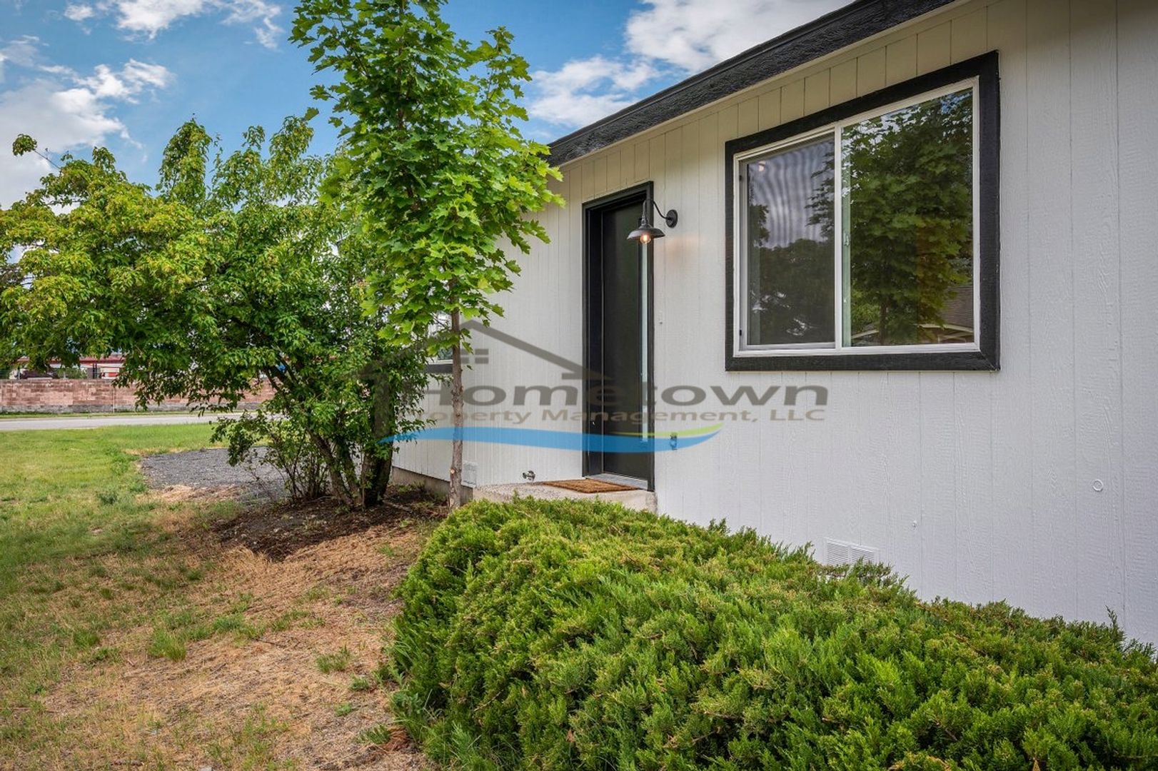 Post Falls Apartment: 1804 E Coeur d'Alene Ave