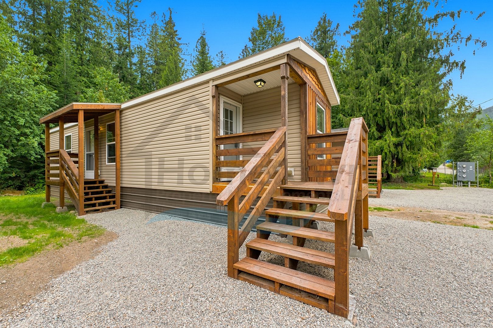 Sagle House: 138 Cedar Hill