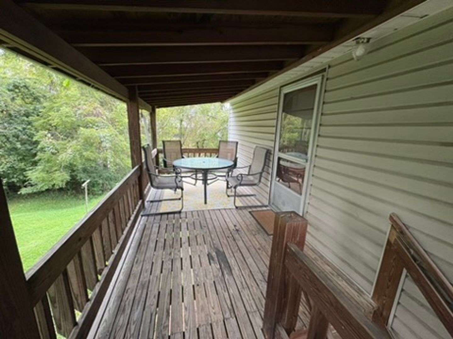 Parkersburg House: 910.5 Thomas St