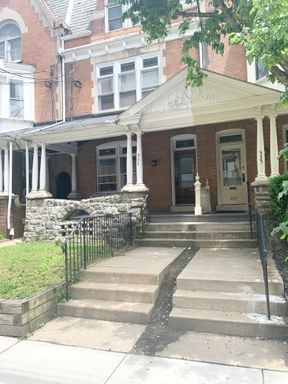 Efficiency Across from LGH with off street parking!