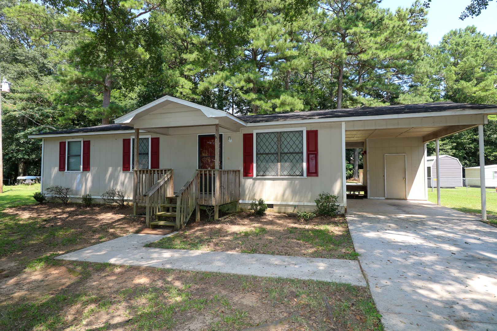 Pell City House: 139 Ilamo Circle