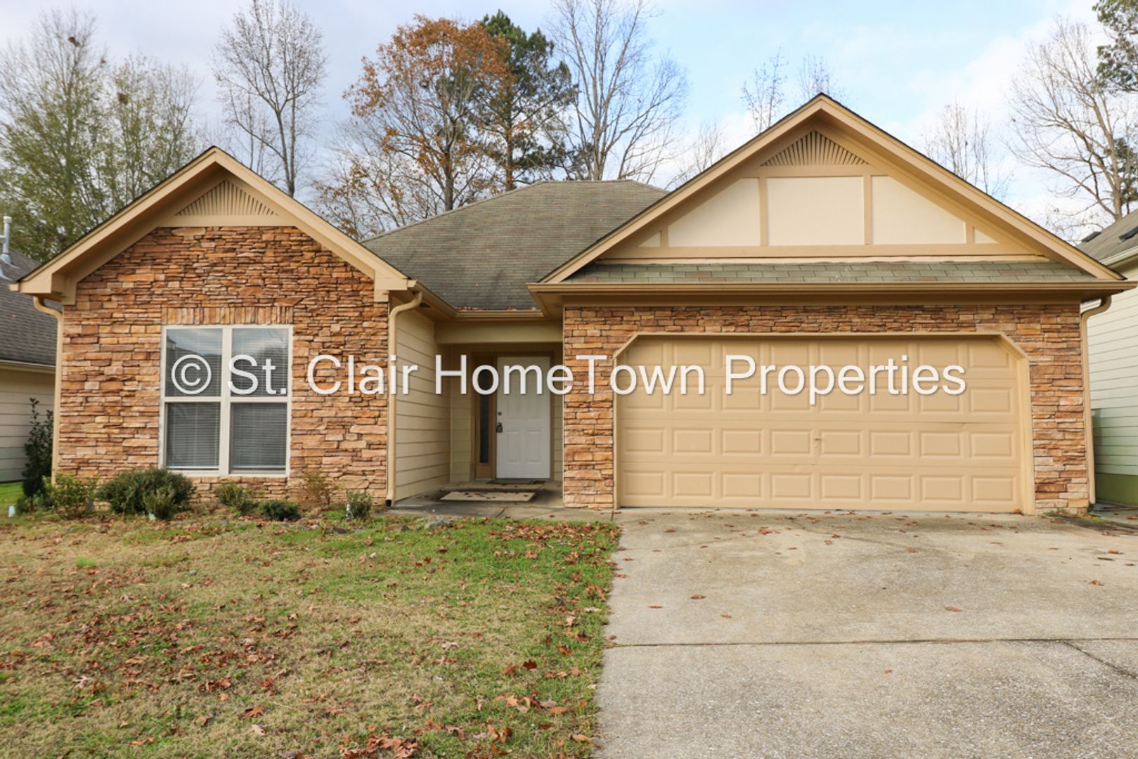 Pell City House: 315 Fox Run Ln