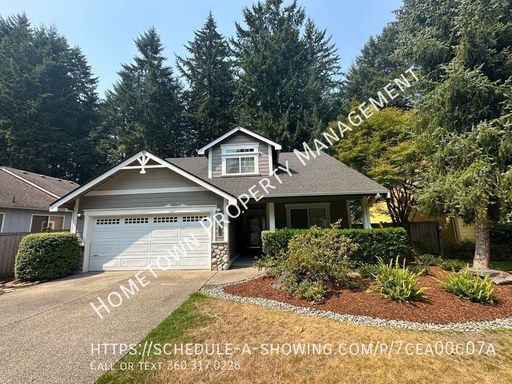 Gorgeous 4 Bed 2.5 Bath Home on Quiet Street - AVAILABLE NOW! – photo 1