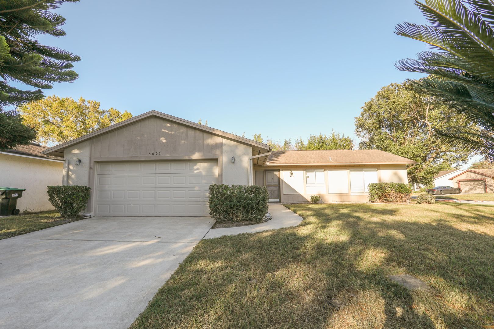 Orlando House: 5005 Ledgewood Way