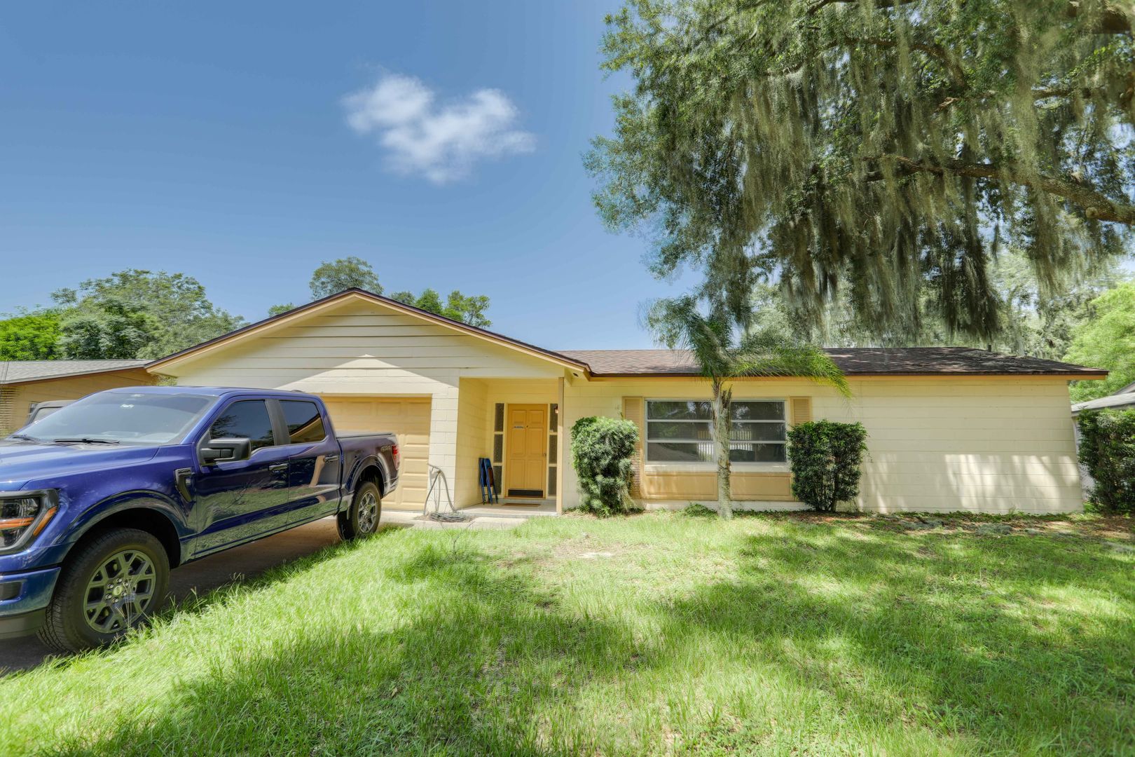 Winter Park House: 3086 Bluebrook Drive