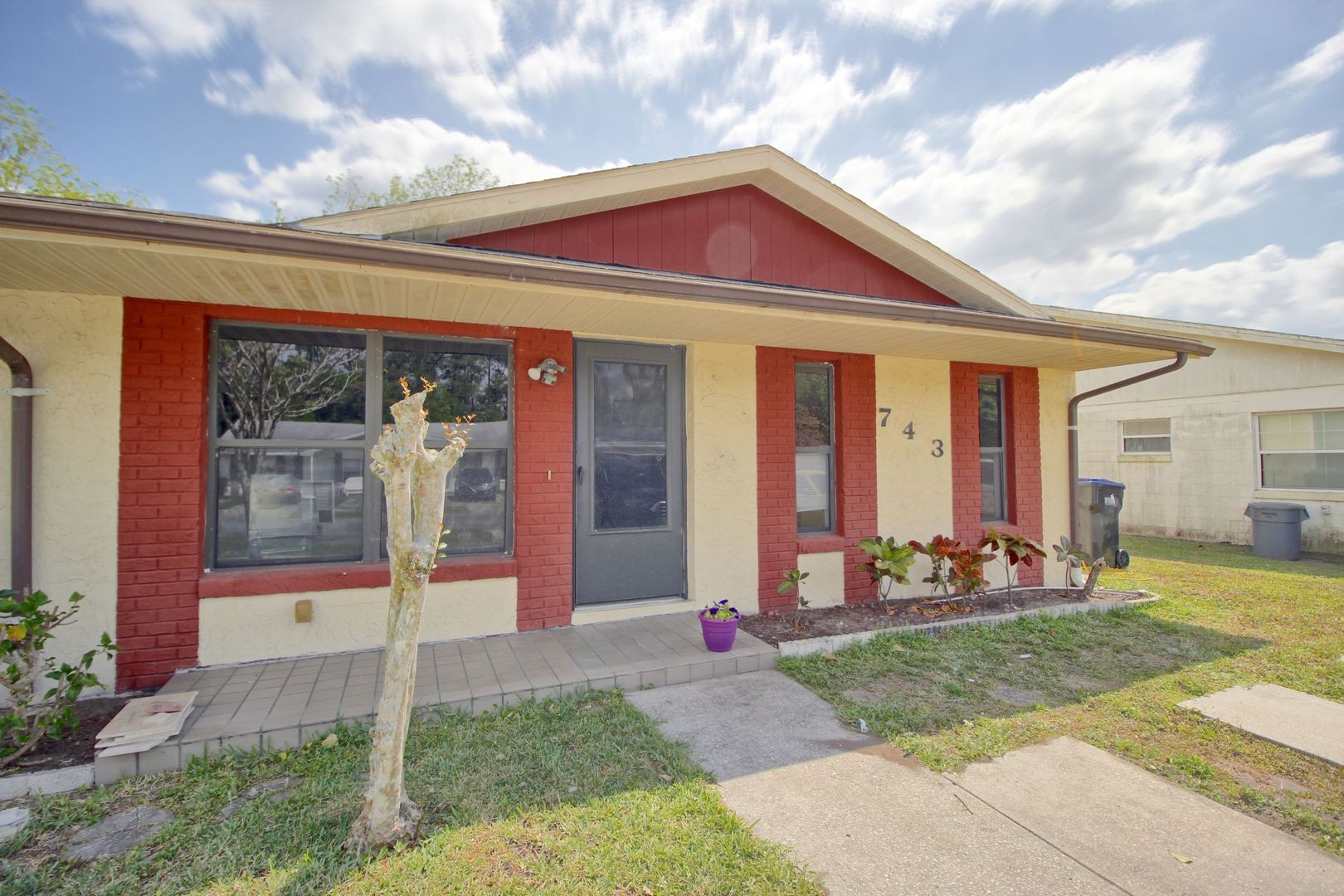 Orlando House: 743 Hummingbird Lane