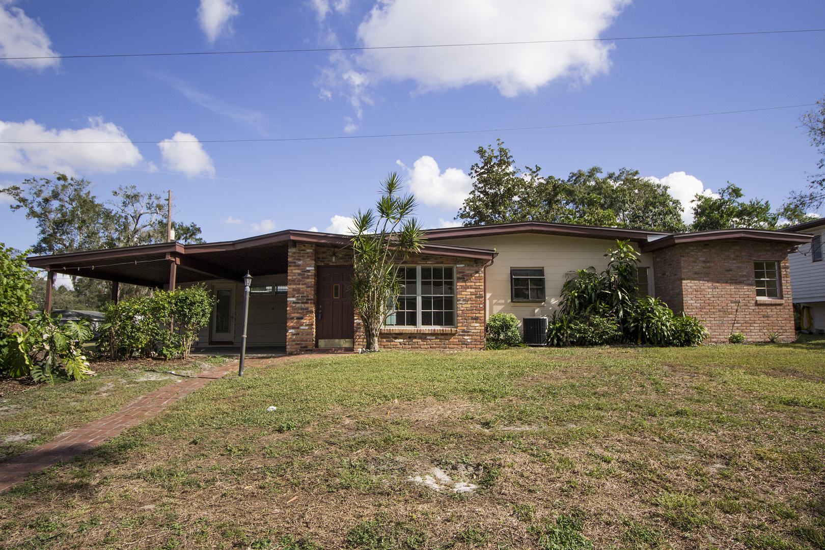 Orlando House: 2001 Pine Bluff Avenue