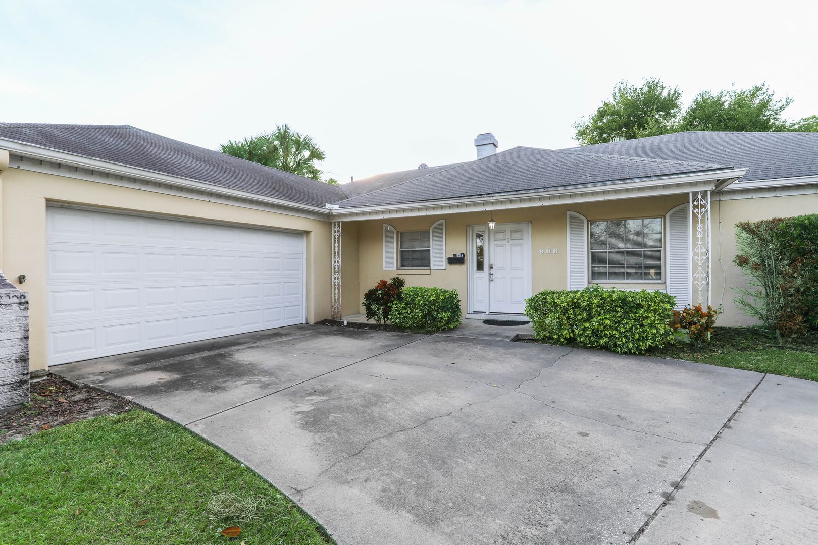 Maitland House: 906 Kewannee Trail