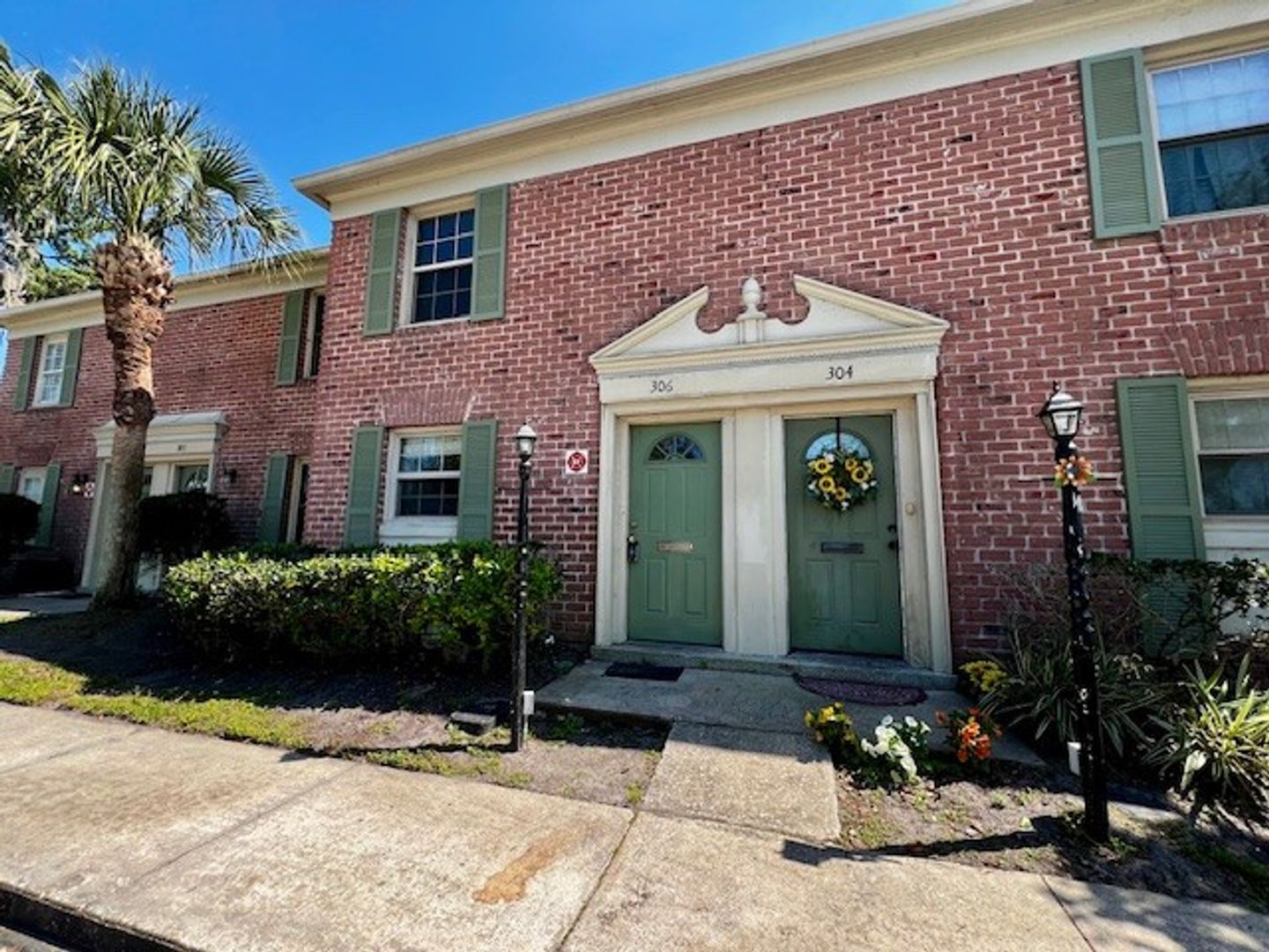 Casselberry Townhome: 306 Georgetown Drive