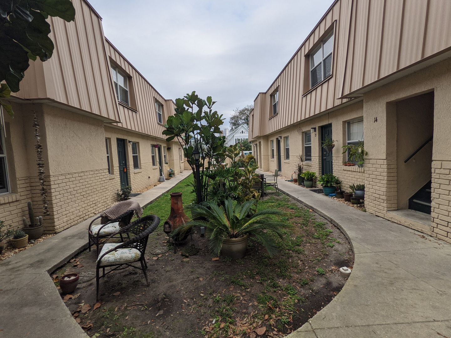 Orlando Apartment: 2500 E Jefferson St