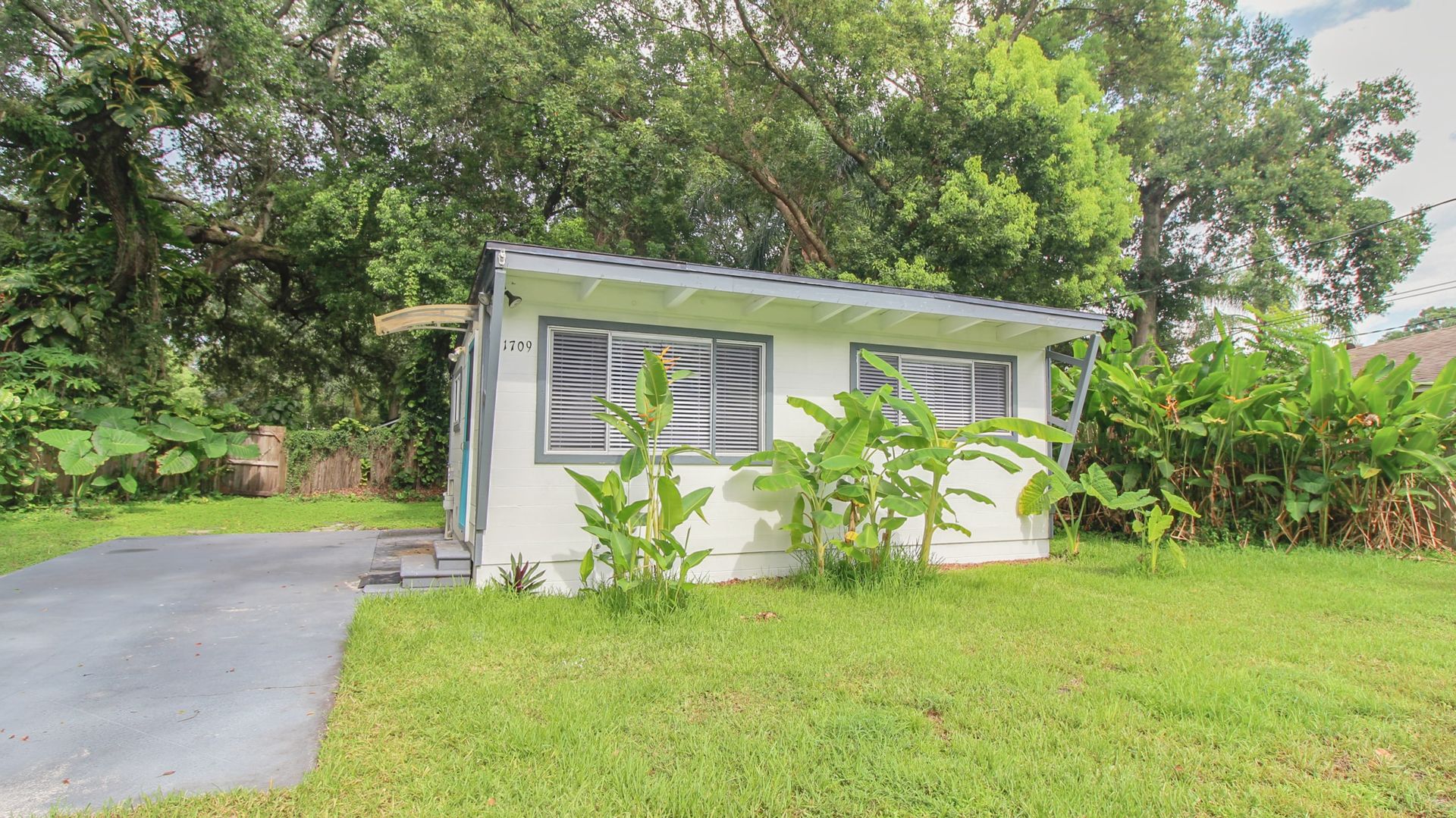 Orlando House: 1709 Cloverlawn Ave