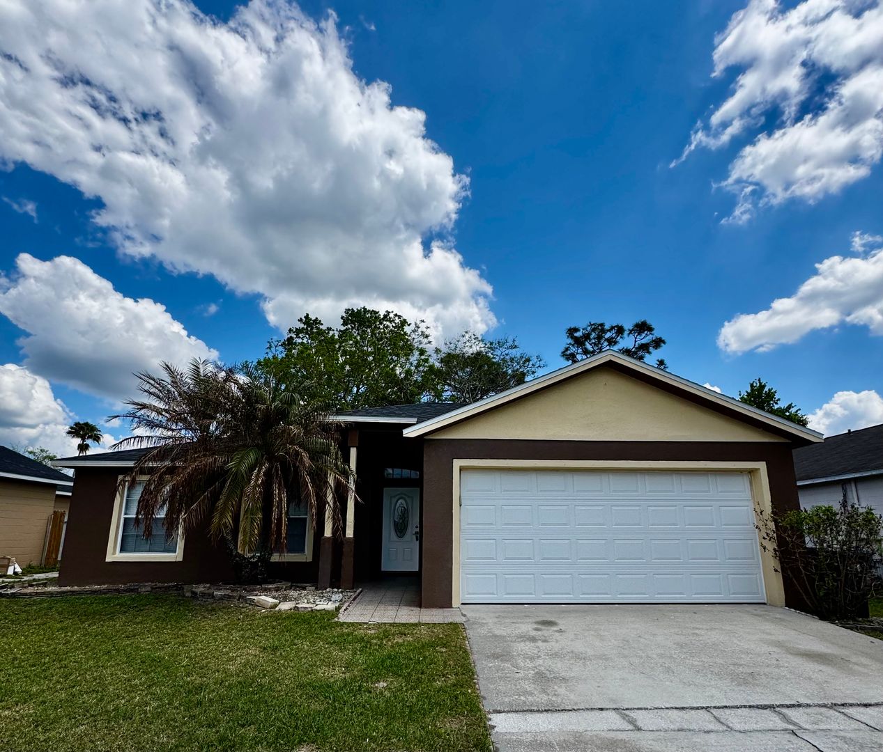 Orlando House: 13859 Glasser Ave