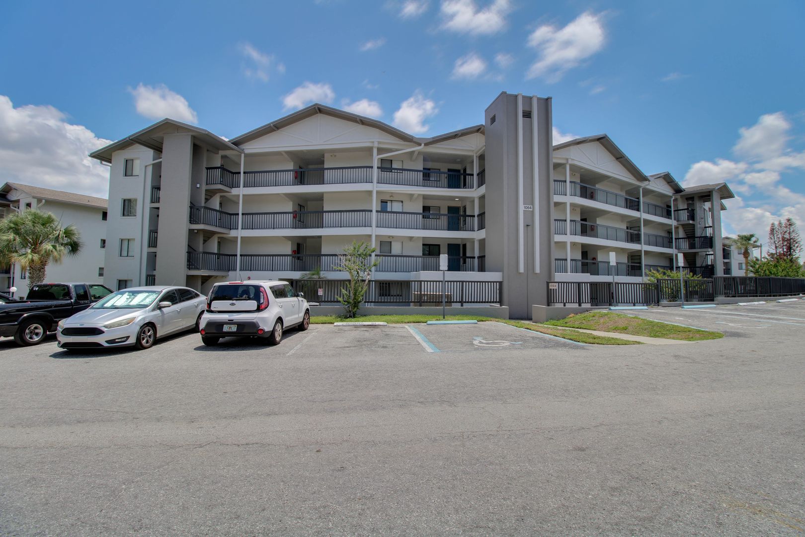 Altamonte Springs Condo: 1064 Lotus Parkway #934
