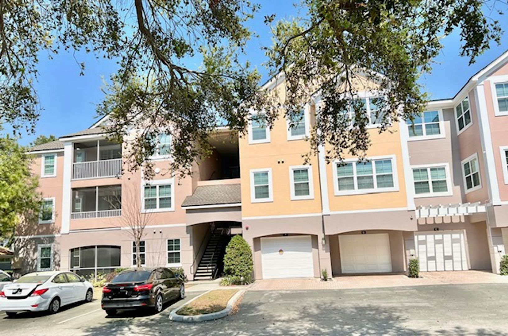 Orlando Condo: 6685 Queens Borough Avenue #303