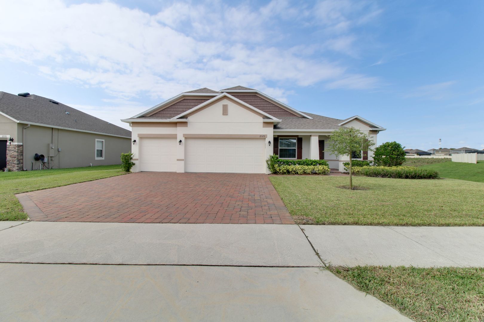 Apopka House: 2525 Carriage Pointe Loop