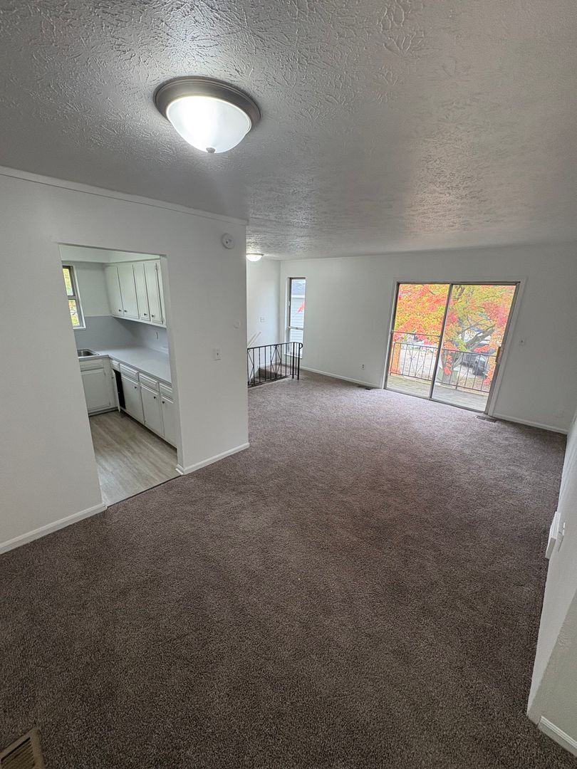Grand Rapids Apartment: 1370 Beckwith View Ave NE