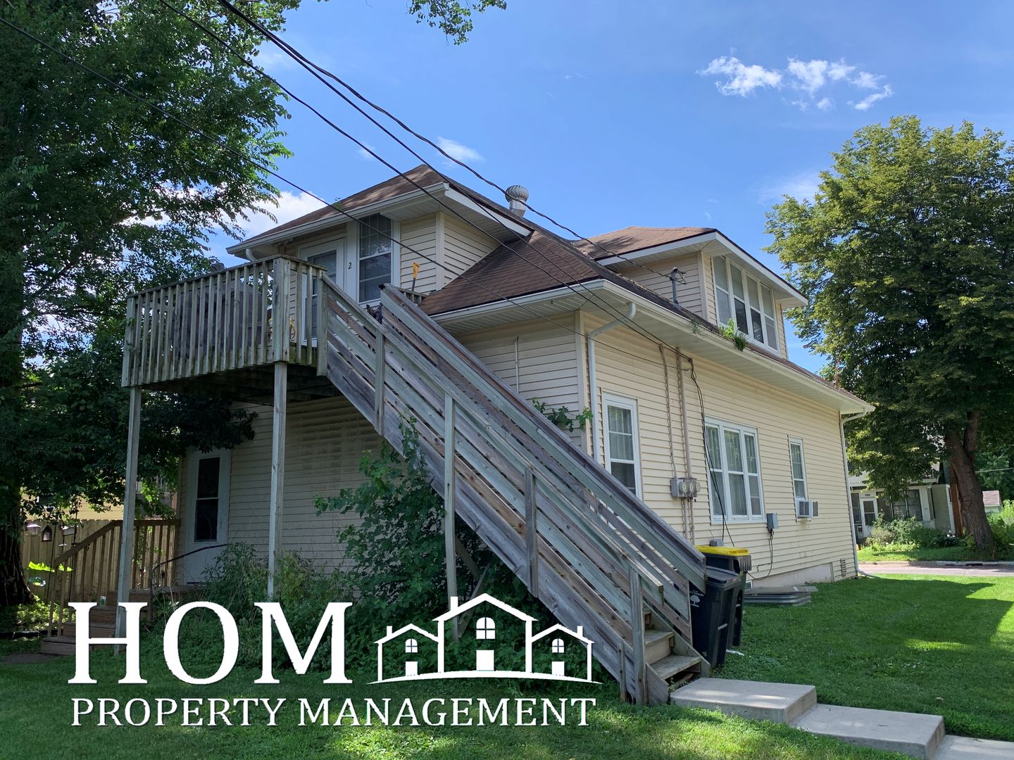 North Mankato Apartment: 630 Lyndale Street