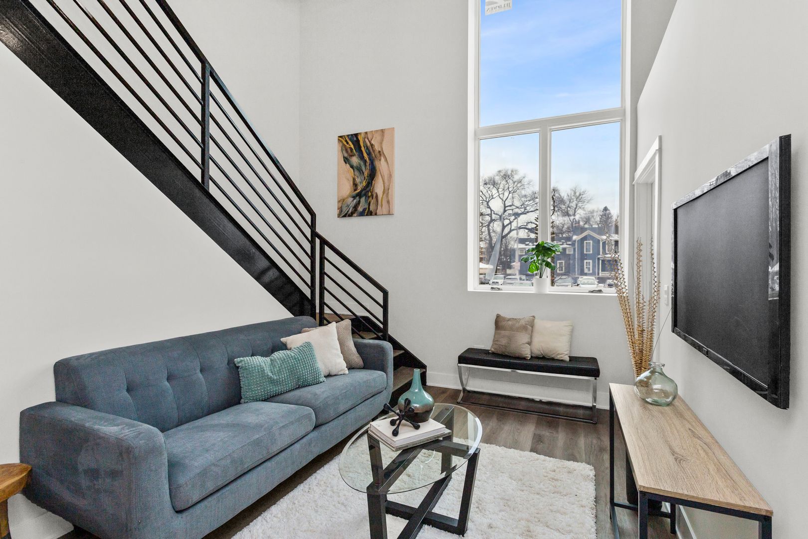 Evanston Apartment: 1453 Maple Ave.