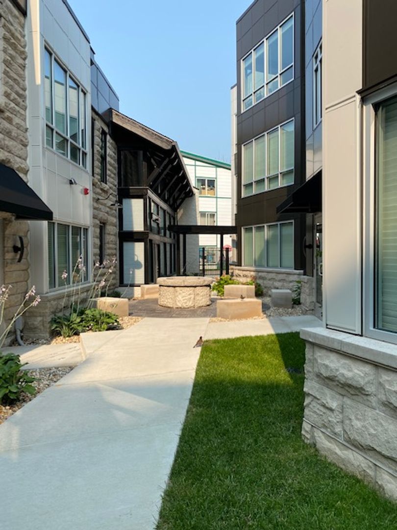 Bloomington Apartment: 215 N Morton Street