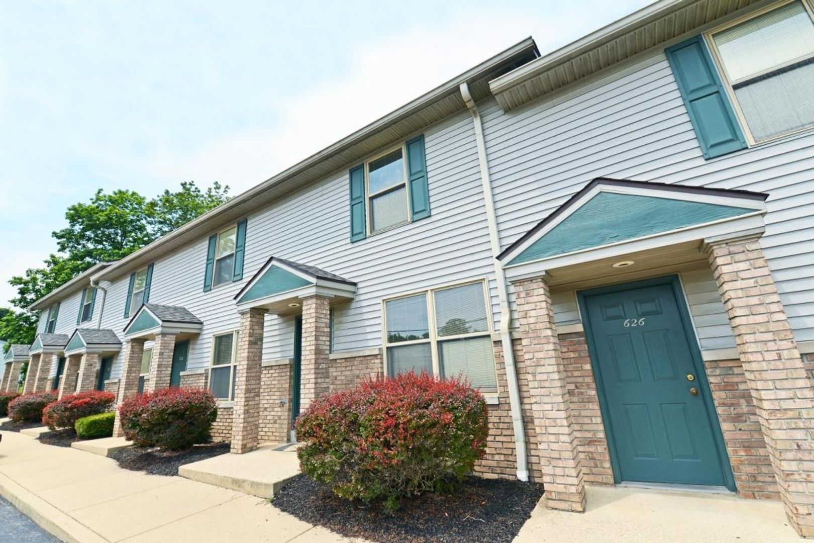 Bloomington House: 630 W 17th St