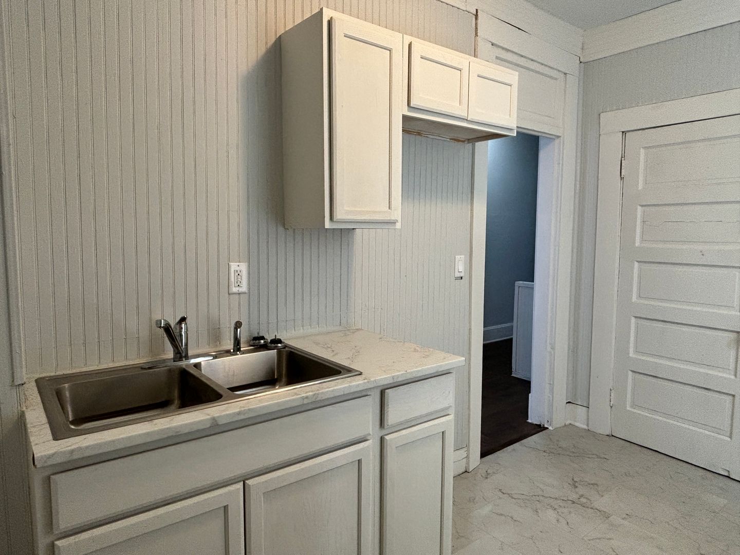 Indianapolis Apartment: 330 N Arsenal Ave Indianapolis, IN 46218-2032