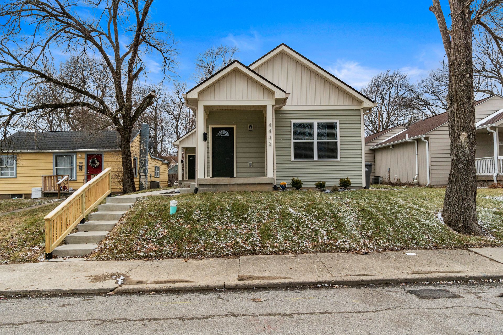 Indianapolis Multiplex: 4448 Evanston  - Unit B