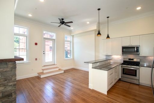 Two Bedroom Apartment Located On Main Street with Parking Available – photo 1