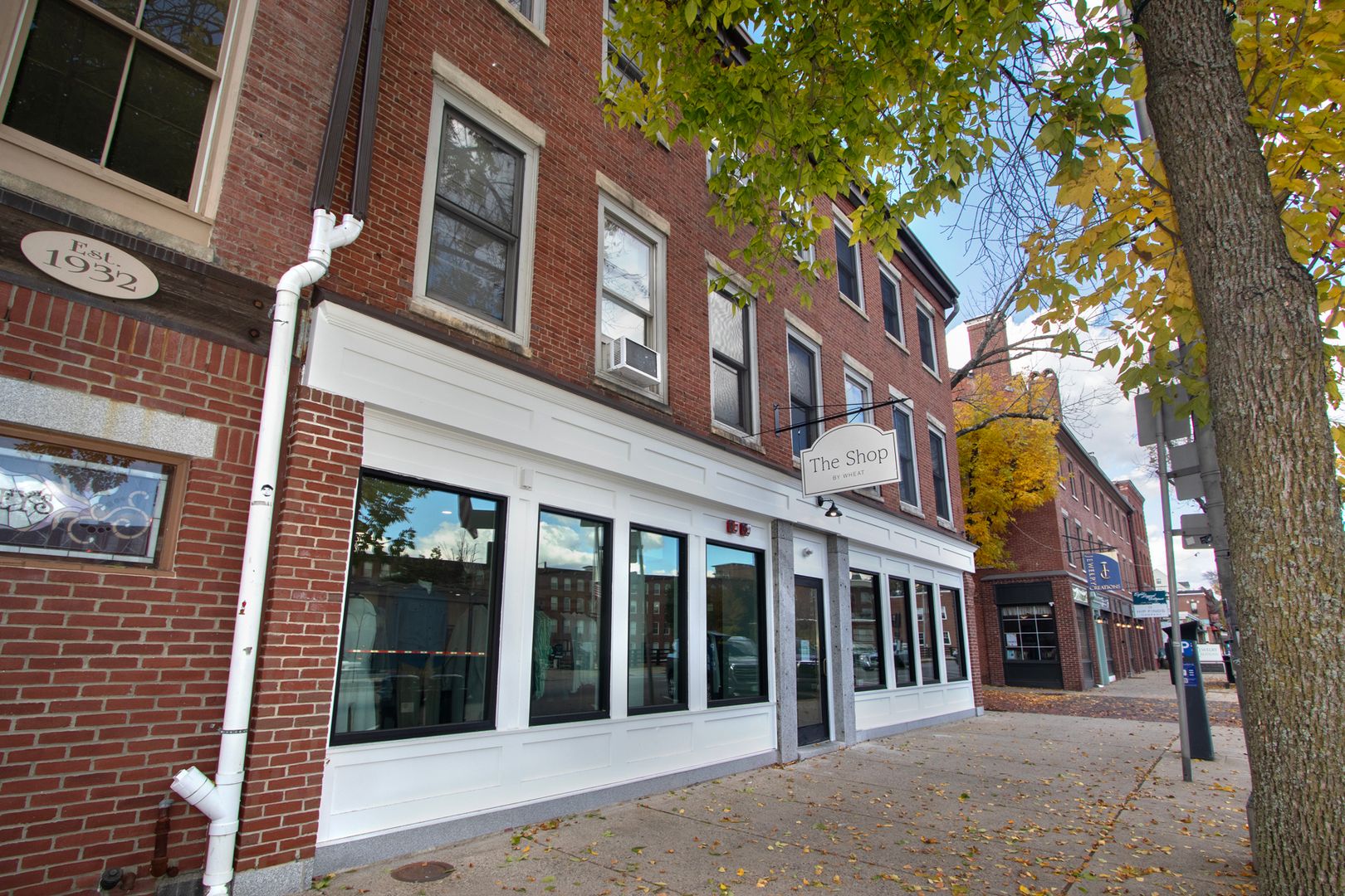 Dover Apartment: 386 Central Avenue