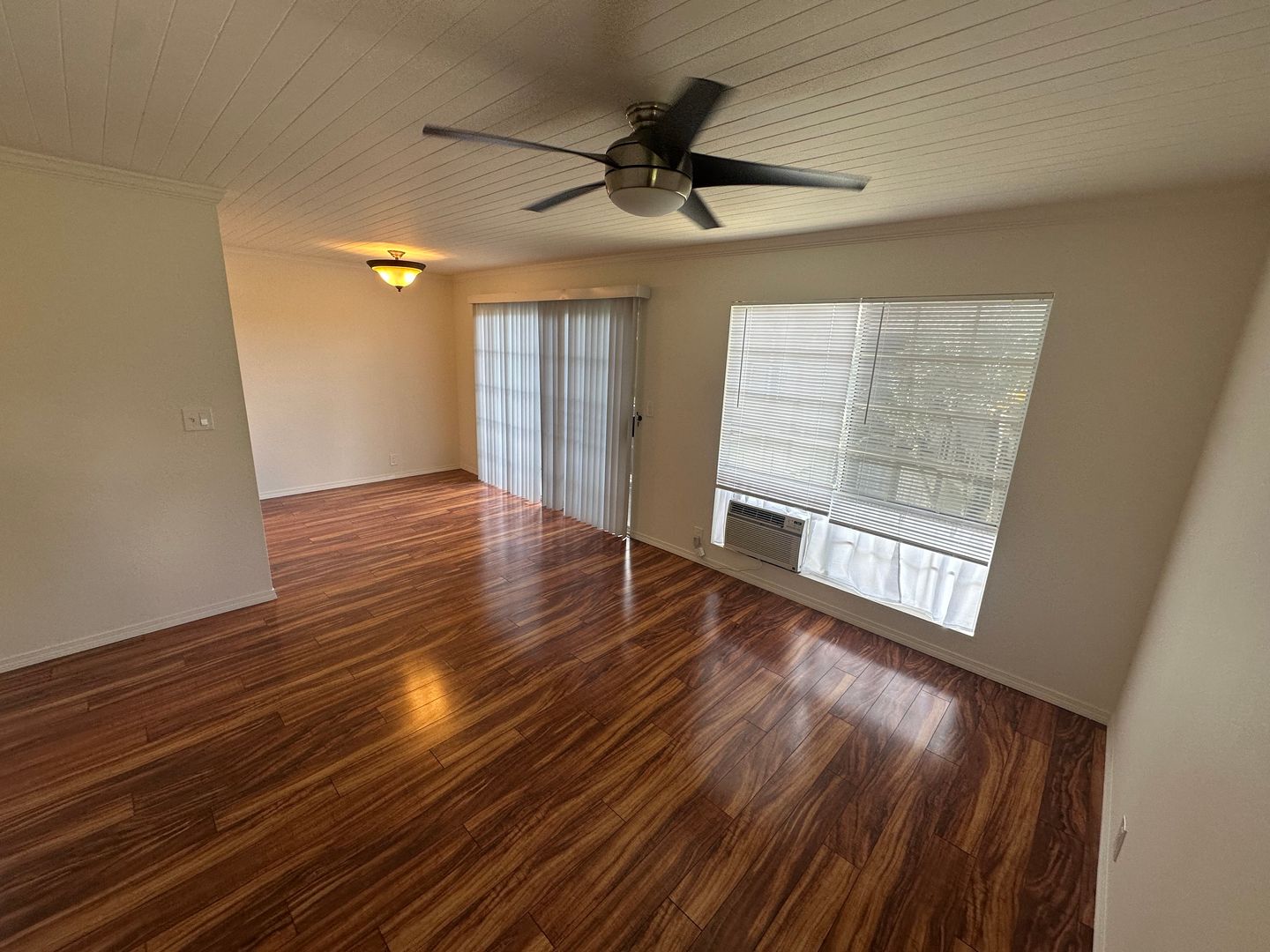 Waipahu House: 94-1390 Welina Loop