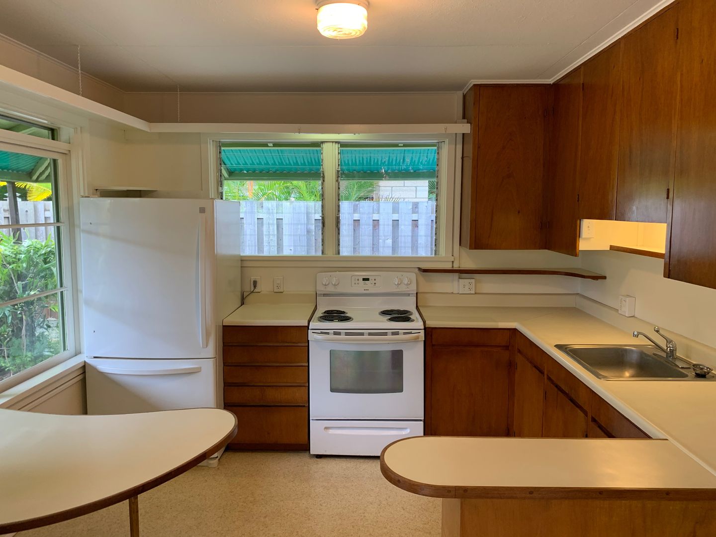 Kailua House: 17 South Kalaheo Avenue