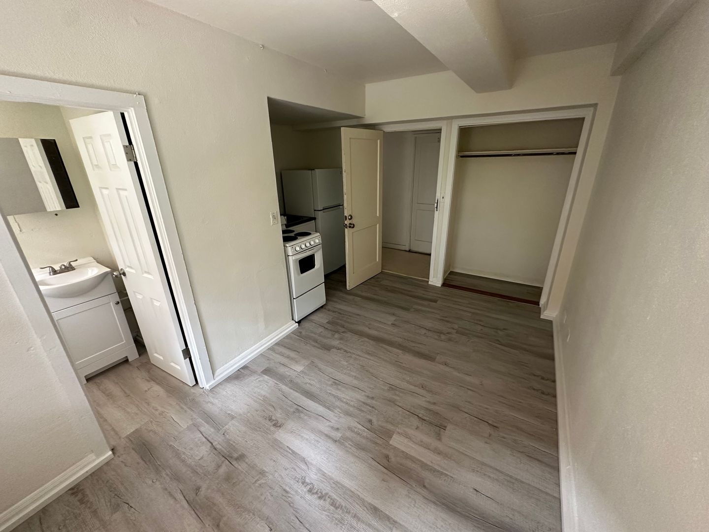 HONOLULU House: 2123 LAUULA ST #2