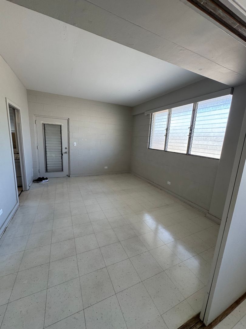 Honolulu Apartment: 1350 Kinau Street