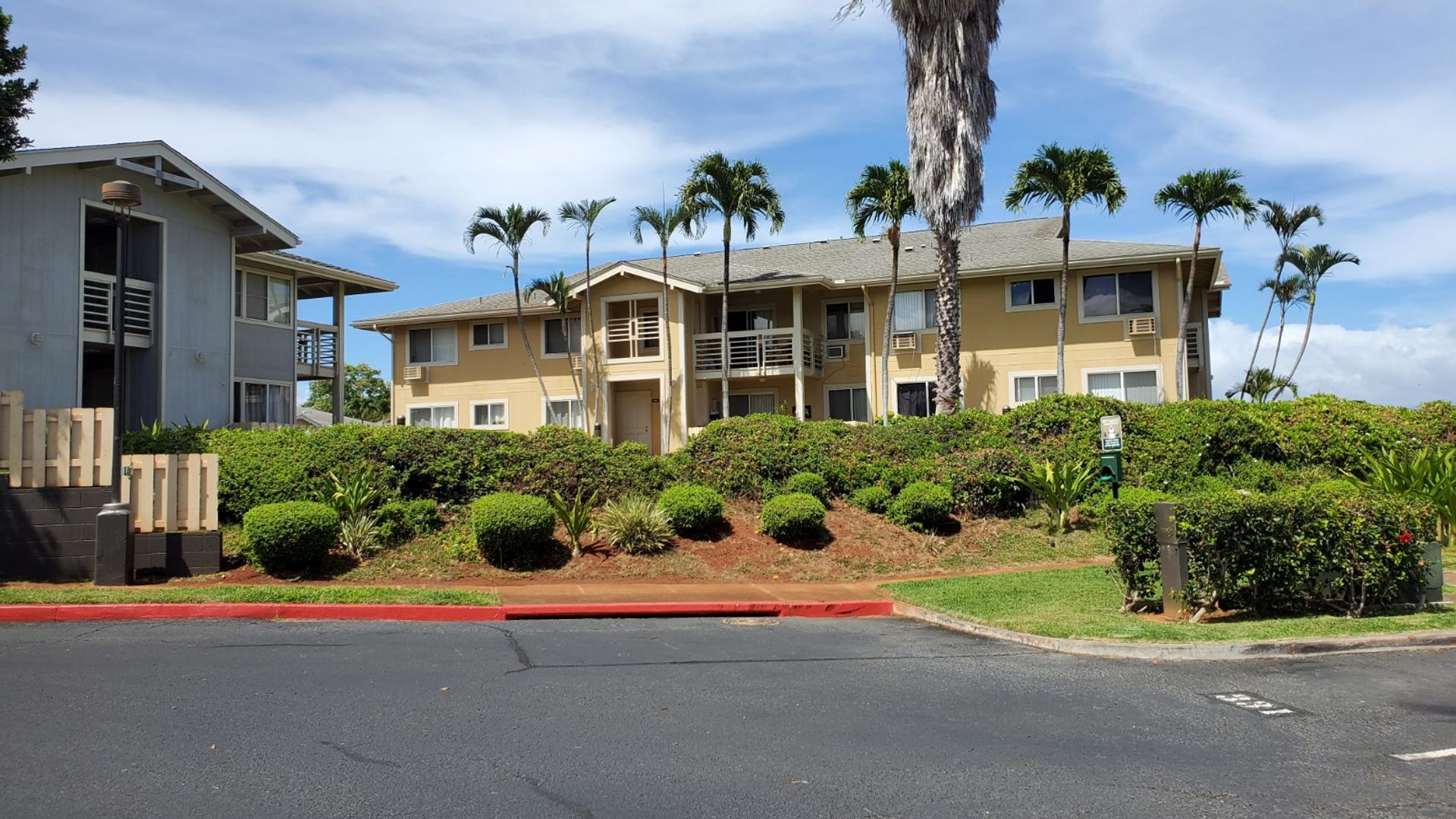 WAIPAHU Condo: 94-514 KUPUOHI ST #11/102