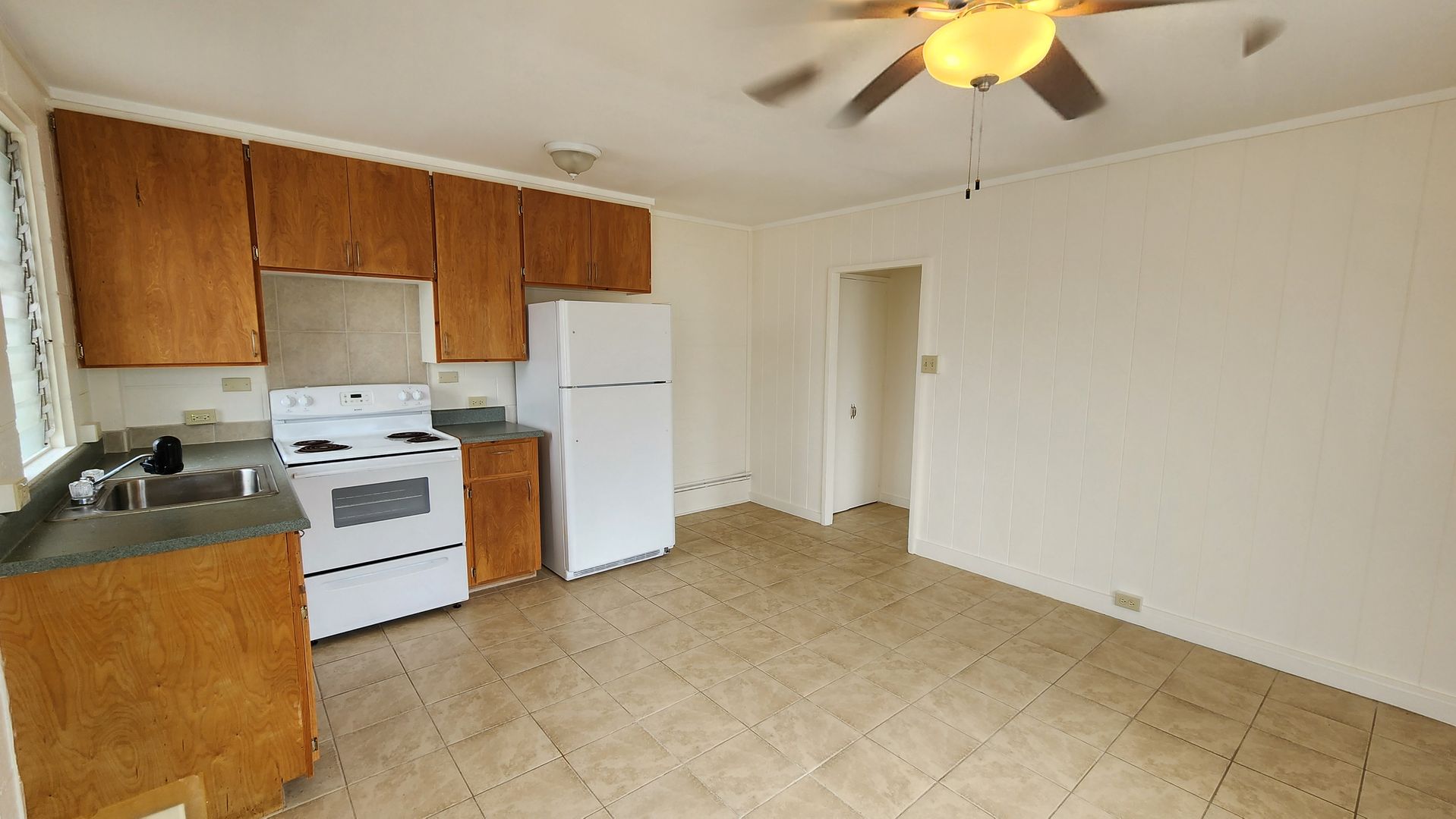 Honolulu Condo: 1417 Ahiahi St. #1