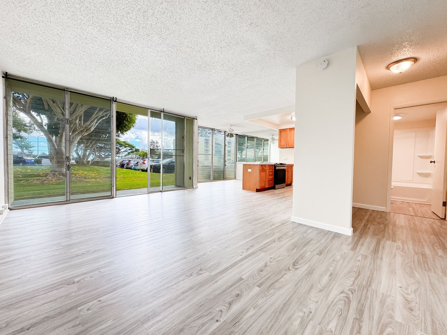 Mililani Condo: 94-946 Meheula Pkwy., #162