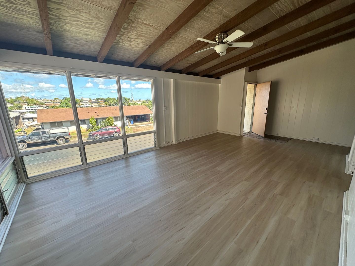 PEARL CITY House: 1654 HOOLAULEA ST