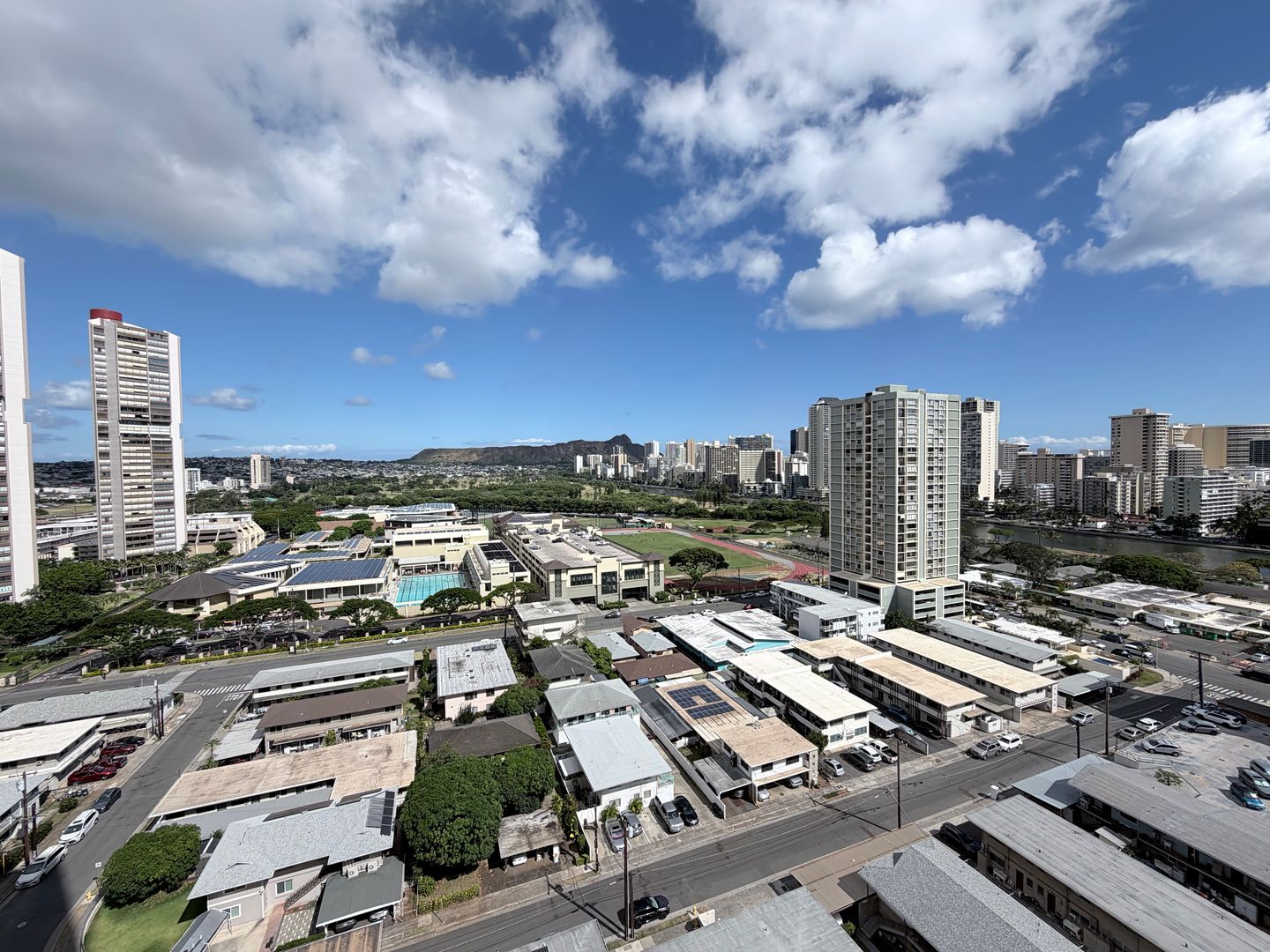 Honolulu Condo: 555 University Ave., #1900