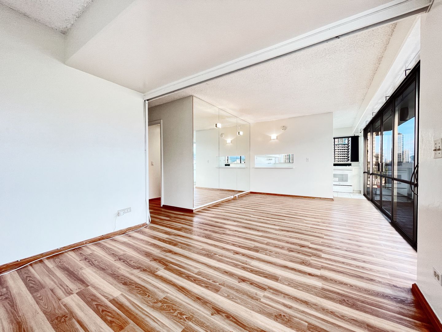 Honolulu Condo: 439 Keoniana Street, #801