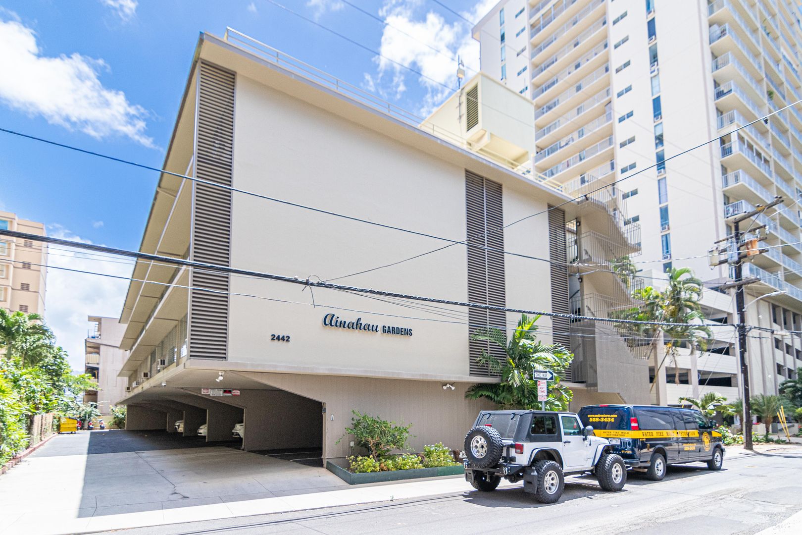 Honolulu Condo: 2442 Tusitala St. #219