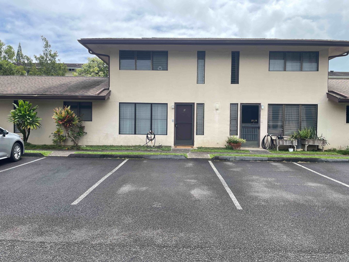 Kaneohe Townhome: 47-383 Hui Iwa St. #2
