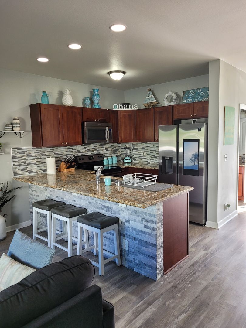 Waianae Townhome: 87-176 Maipalaoa Rd Q/39
