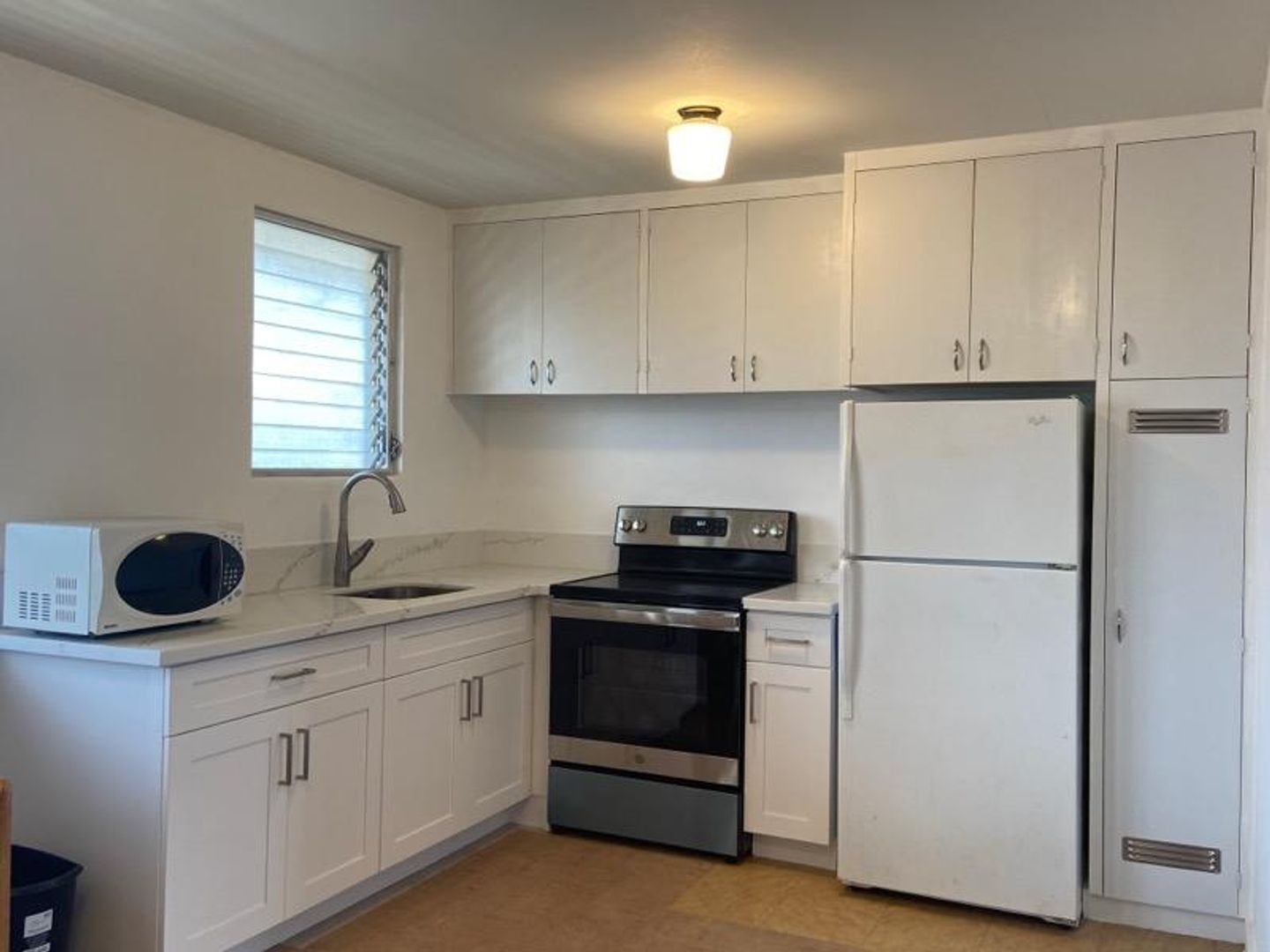Honolulu Condo: 931 Coolidge St. #205