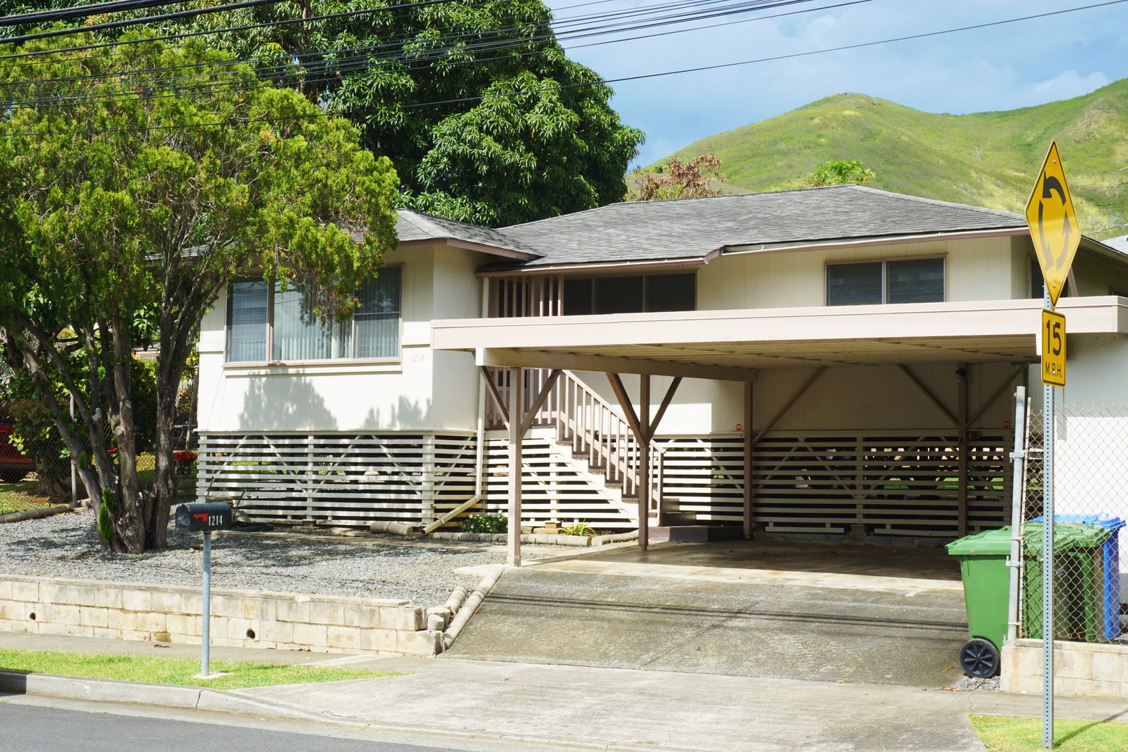 Kailua House: 1214 Hele St.