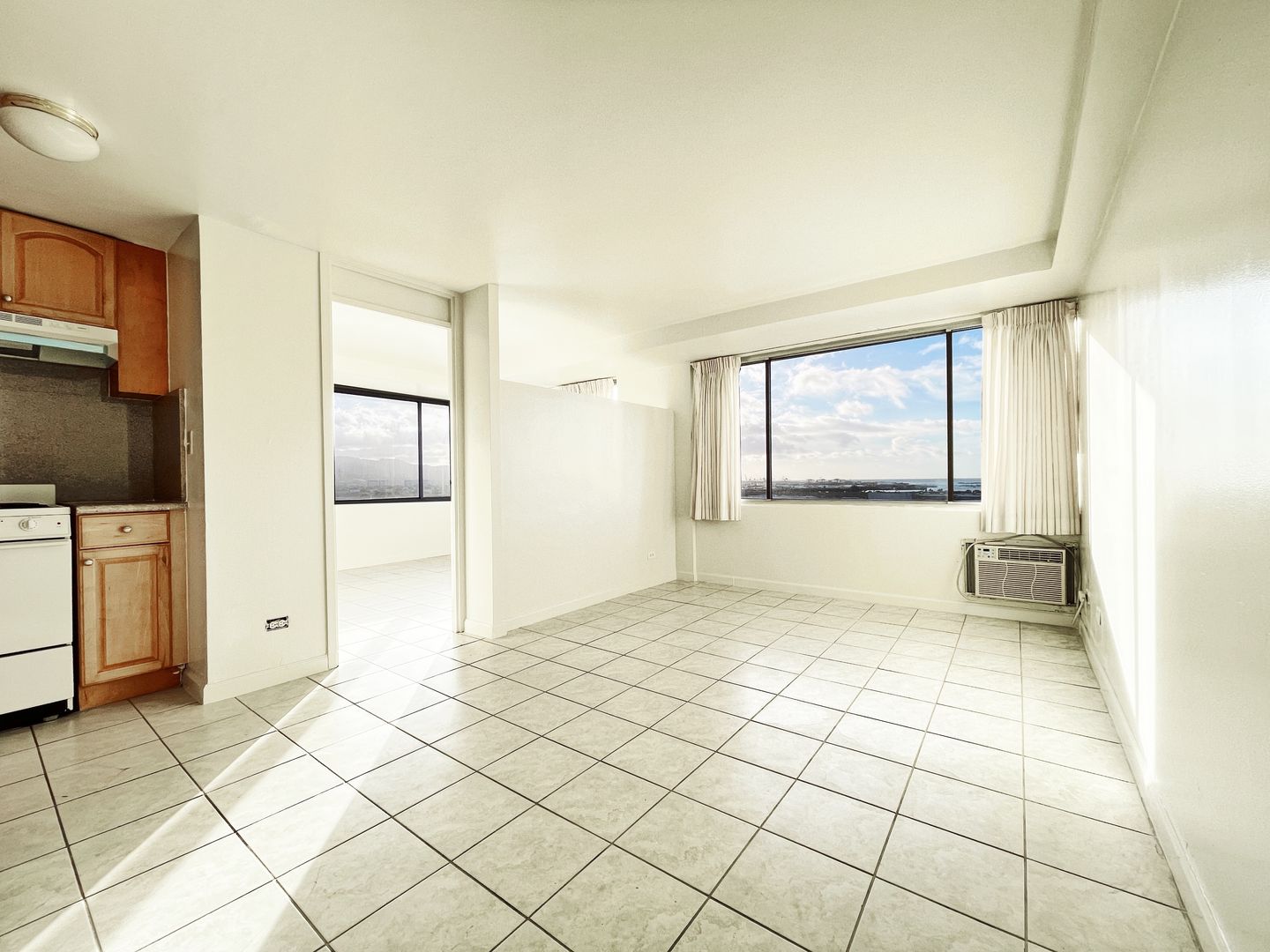 Honolulu Condo: 2888 Ala Ilima St., #1811